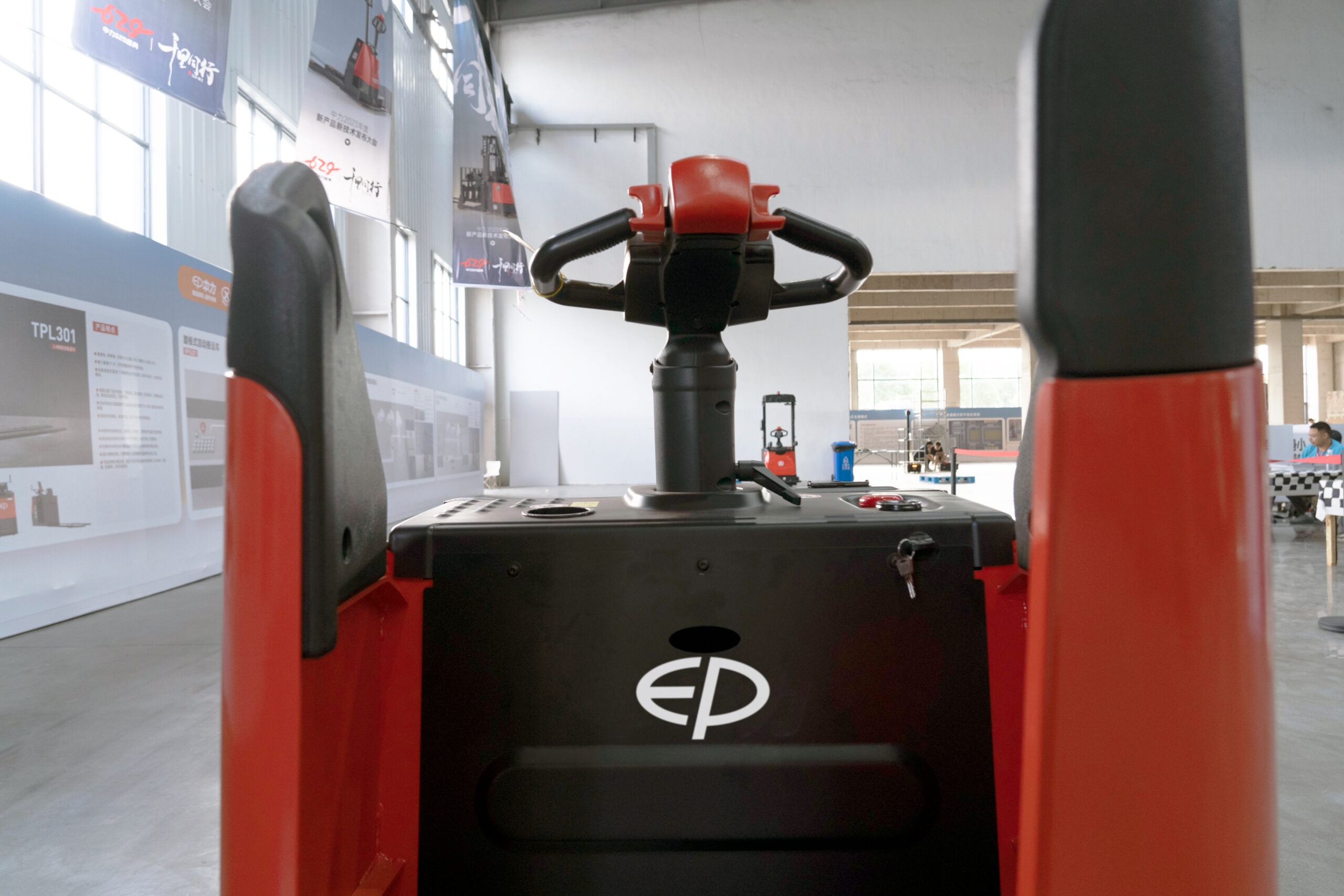 KPL201 Elektrische Palletwagen met vast platform - 2000 KG